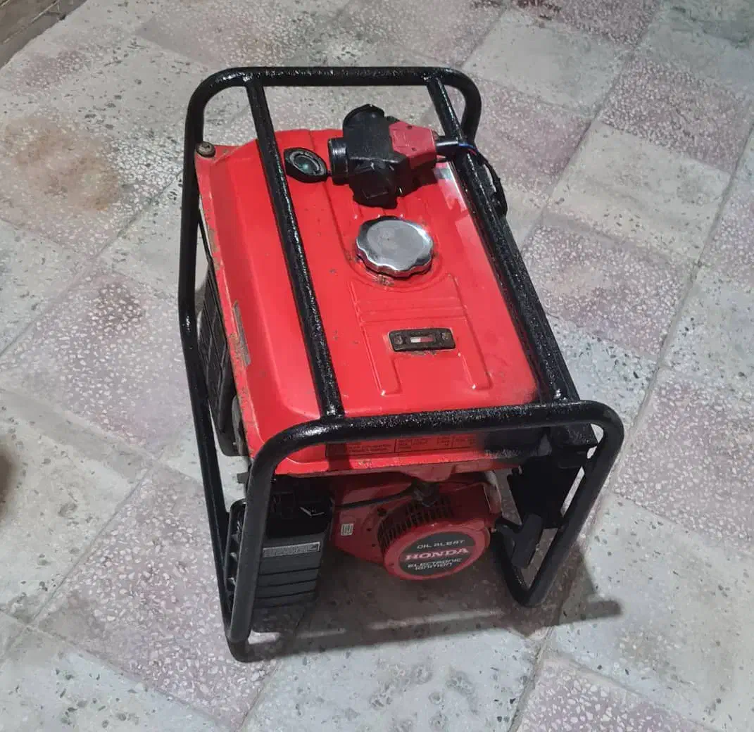 موتور برق هوندا ژاپنی اصل ۳کیلو وات|ابزارآلات|بندر دیر, |دیوار