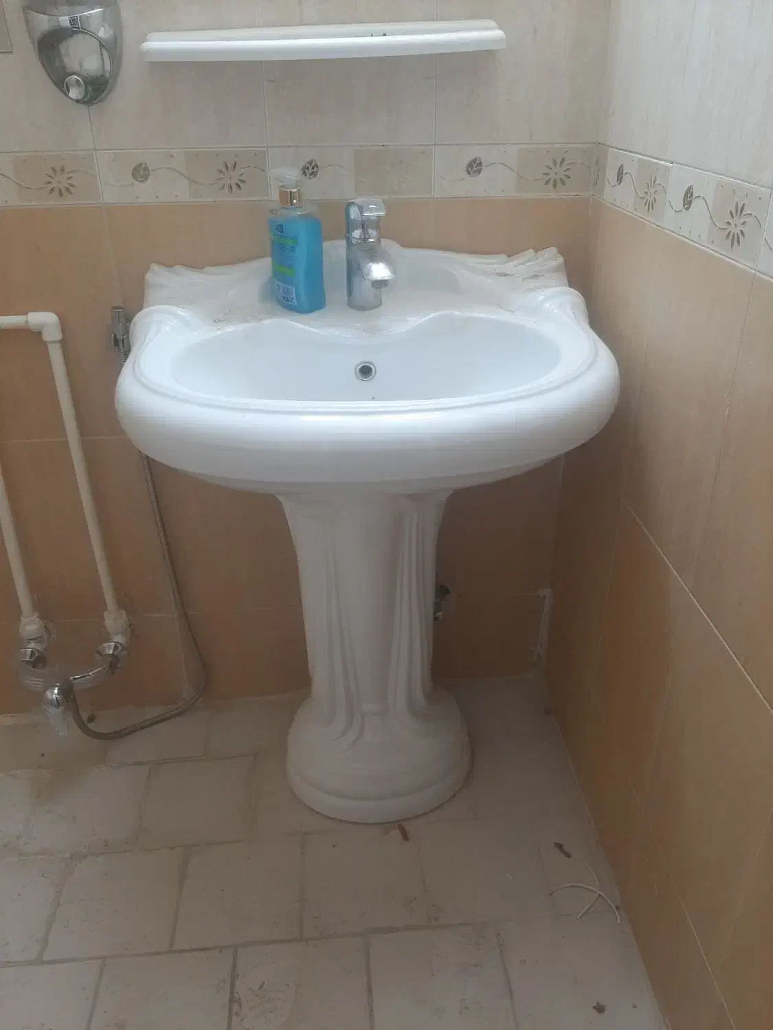 روشویی به همراه شیر|لوازم سرویس بهداشتی|ارومیه, |دیوار