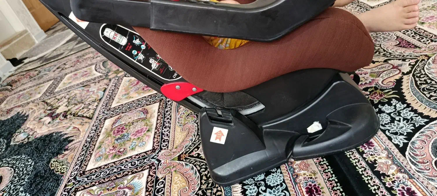 صندلی خودرو دلیجان محکم ودرحد|تخت و صندلی بچه|زابل, |دیوار