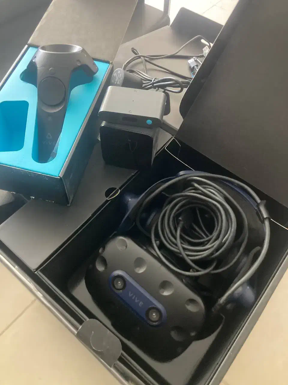 فروش هدست HTC Vive Pro2|کنسول، بازی ویدئویی و آنلاین|تهران, شهرک فردوس (حسینی)|دیوار