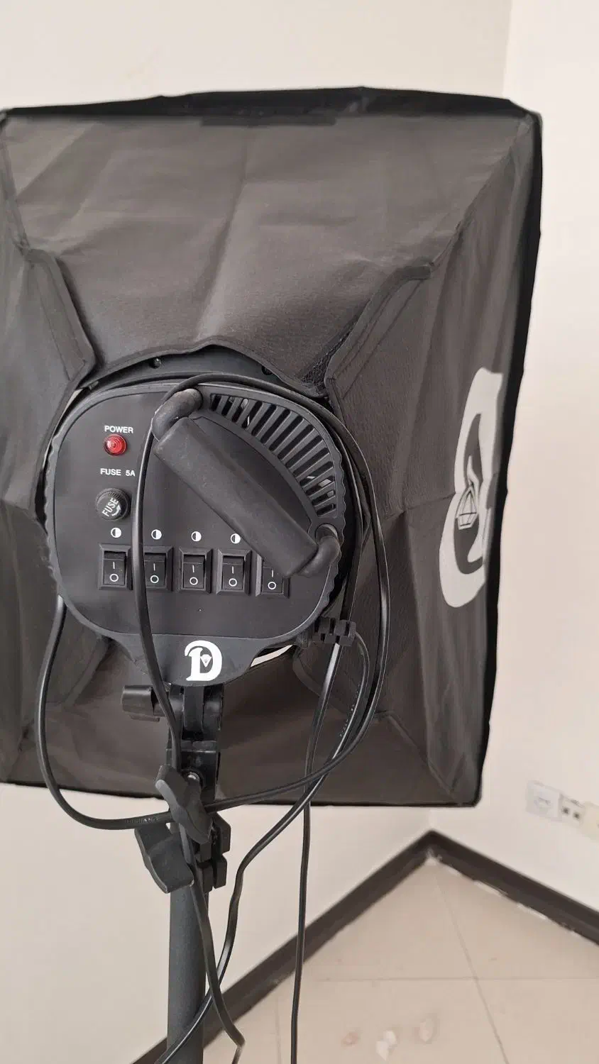 تجهیزات نور پردازی|دوربین عکاسی و فیلمبرداری|تهران, گلستان (شهرک راه آهن)|دیوار