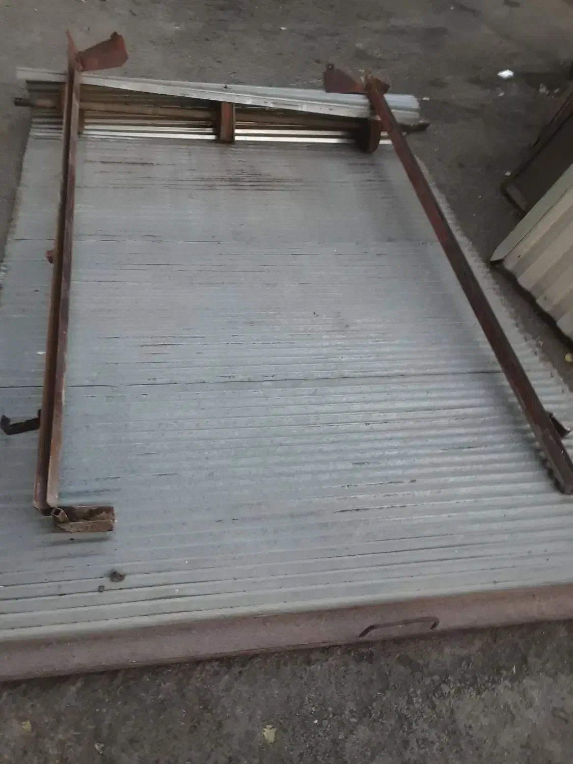 کرکره قدیم یک عدرحد|مصالح و تجهیزات ساختمان|اردبیل, |دیوار