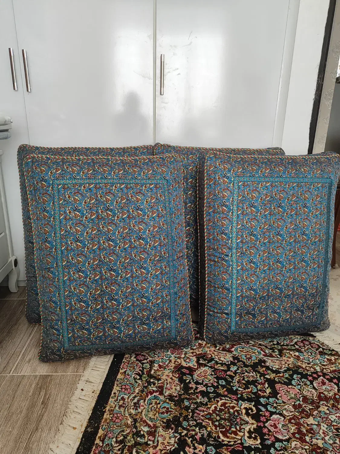 کناره پشتی ترمه|پشتی|رفسنجان, |دیوار