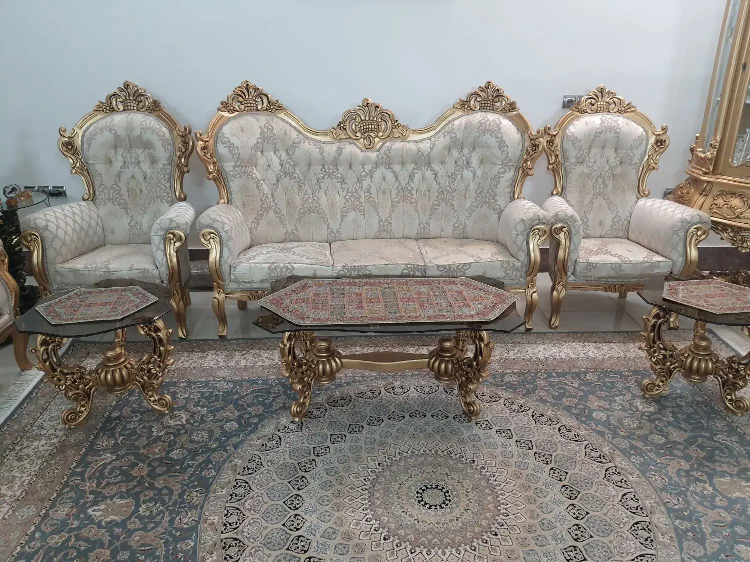 مبل سلطنتی|مبلمان خانگی و میز عسلی|کاشمر, |دیوار