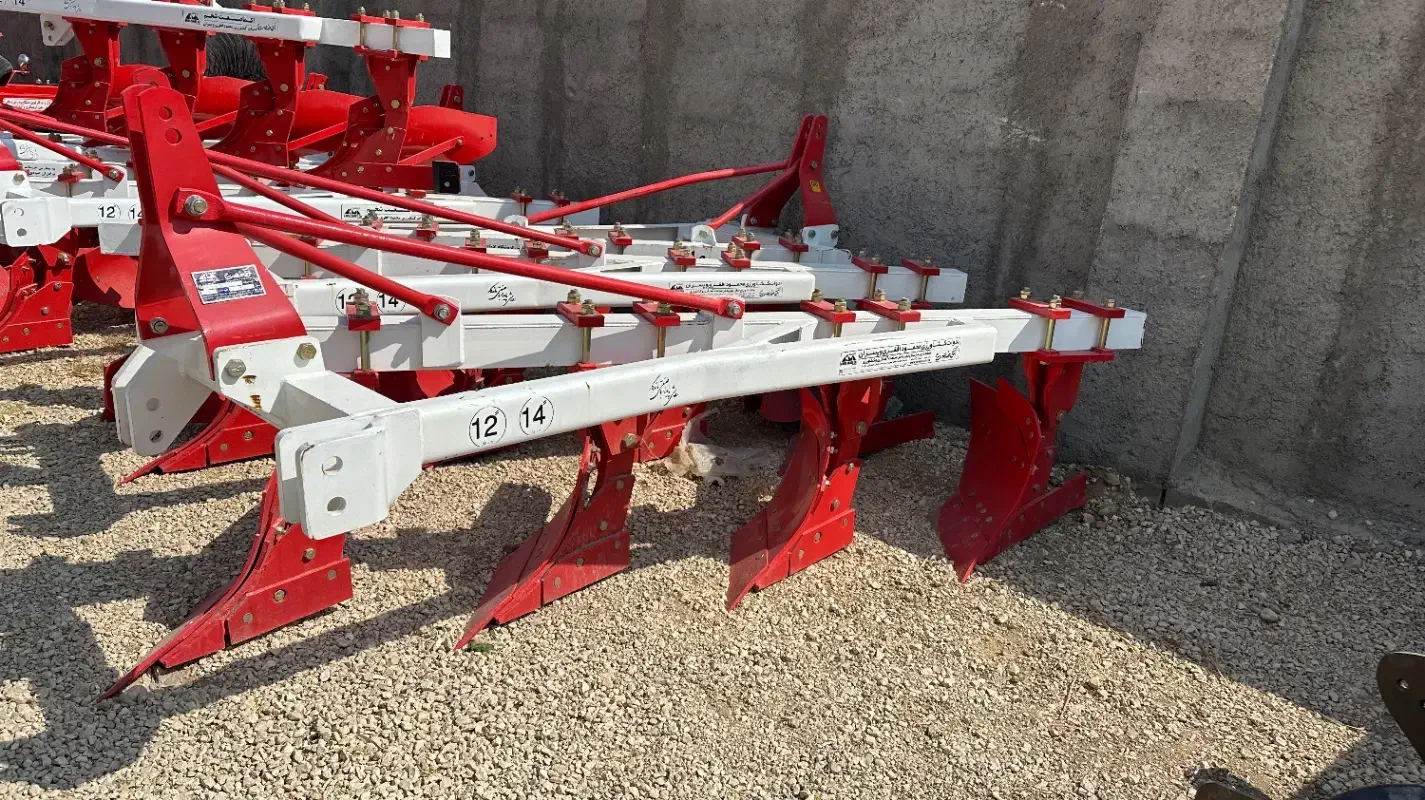 تراکتور گاواهن|ماشین‌آلات صنعتی|بیضا, |دیوار