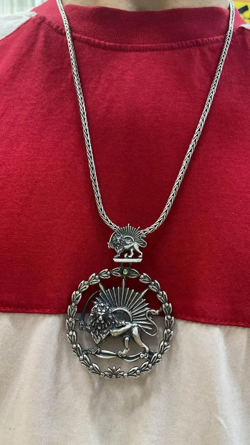 گردنبند با پلاک نقره|جواهرات|رفسنجان, |دیوار