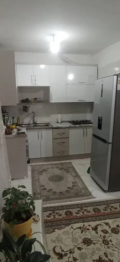 60متر آپارتمان خوش نقشه(خیابان زهدی)