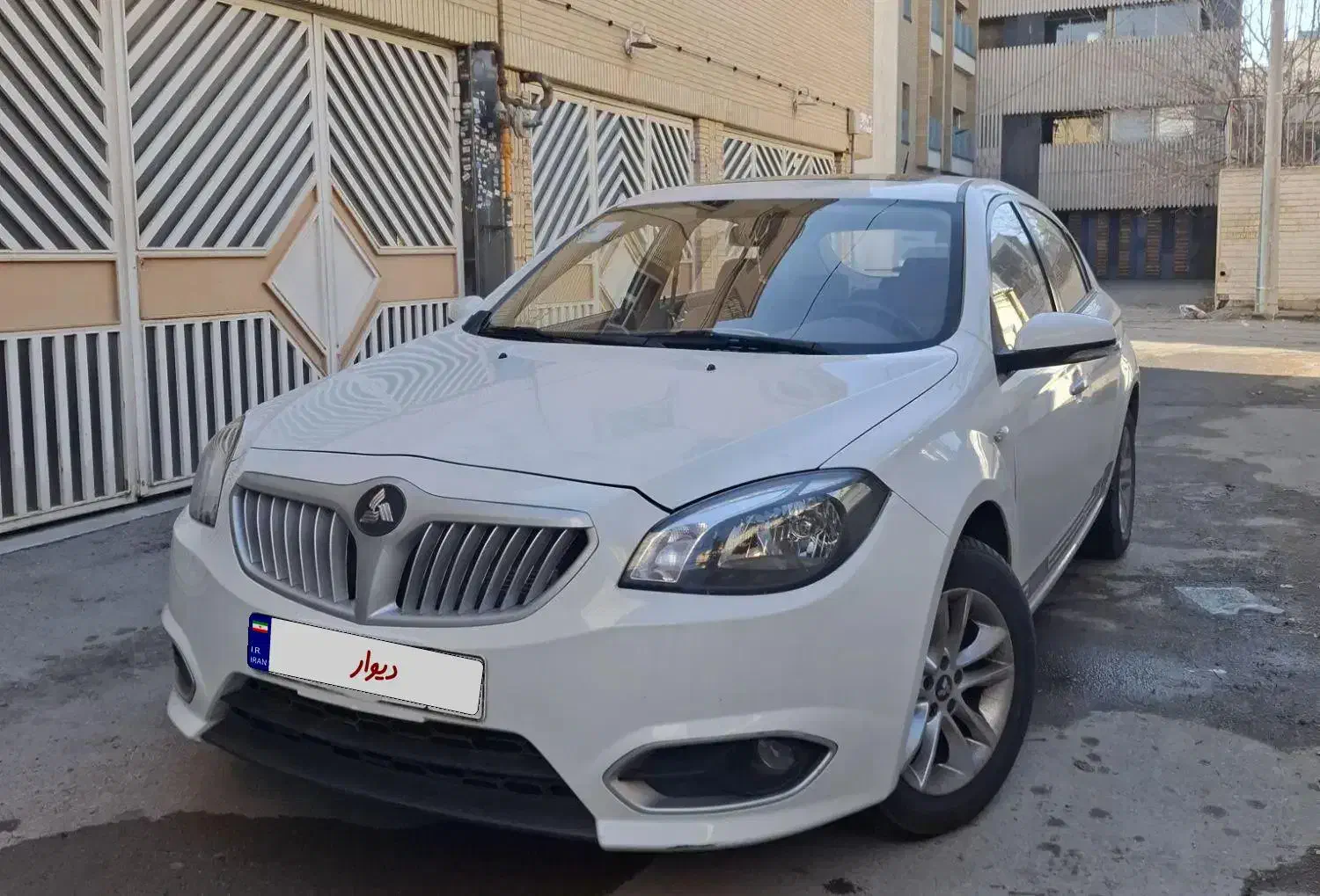 برلیانس H320 اتومات کم کار خونگی|خودرو سواری و وانت|اصفهان, طامه|دیوار