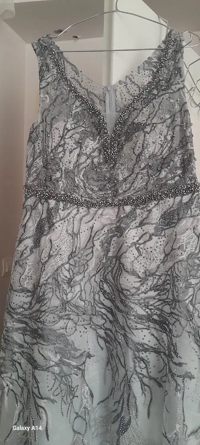 لباس مجلسی|لباس|قزوین, |دیوار