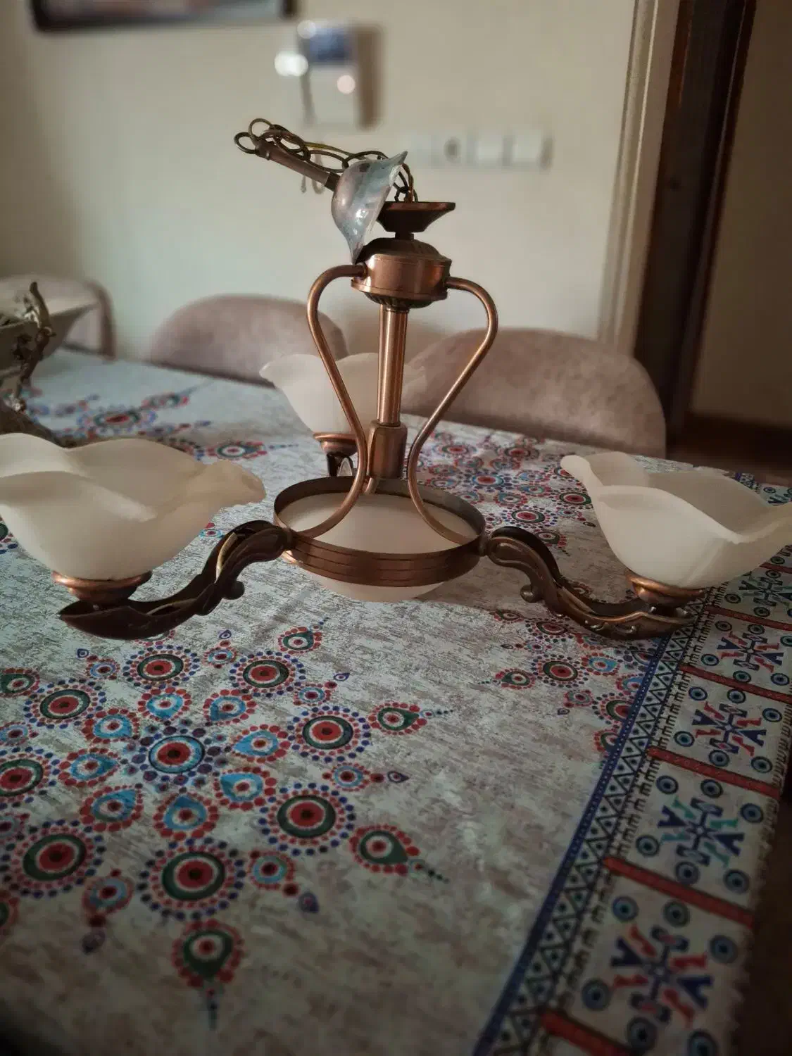 لوستر یه شاخه|لوستر و چراغ آویز|لاهیجان, کوی خزر|دیوار
