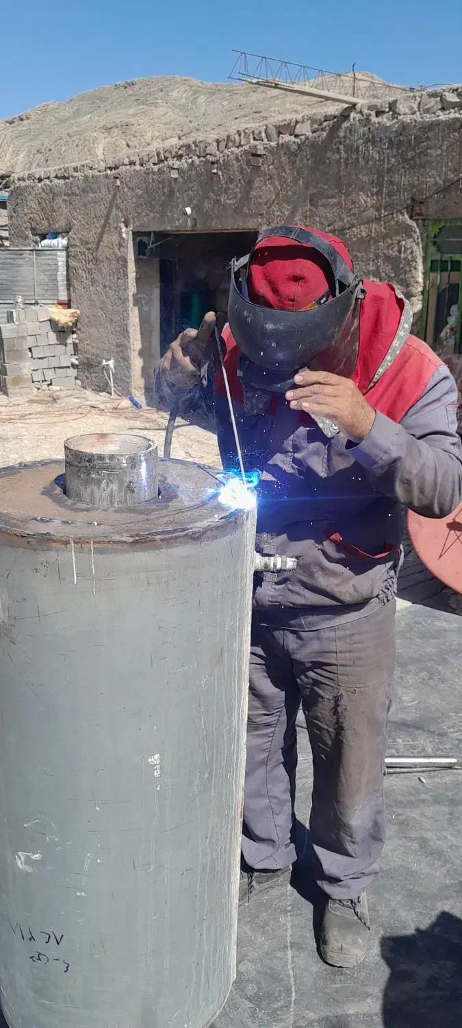 جوشکاری آبگرمکن همراه باتست با کمپرسورباد|خدمات پیشه و مهارت|دهدشت, |دیوار