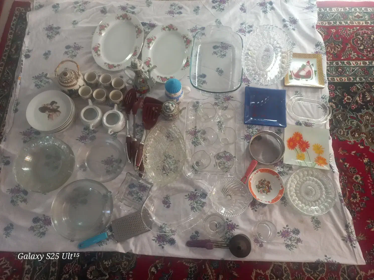 چند عدد وسایل پزرایی|ظروف سرو و پذیرایی|قزوین, |دیوار