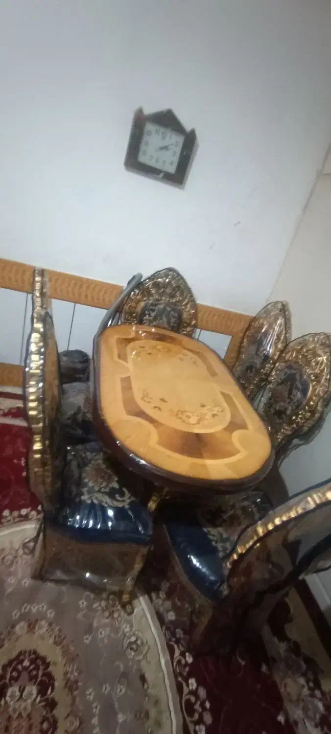 میز ناهار خوری‌‌شش‌نفره‌کاملا نو|میز و صندلی غذاخوری|الیگودرز, |دیوار
