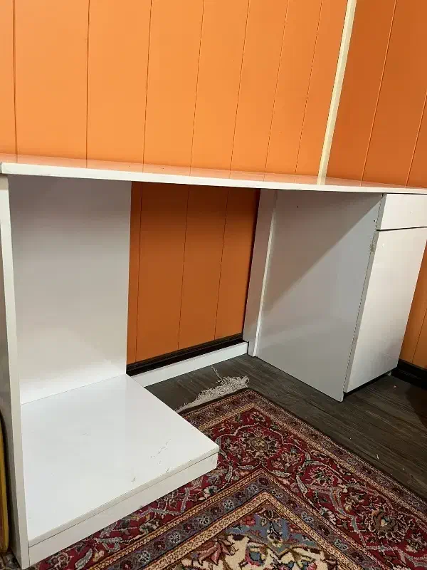 میز تحریر|میز تحریر و کامپیوتر|اصفهان, خانه اصفهان|دیوار