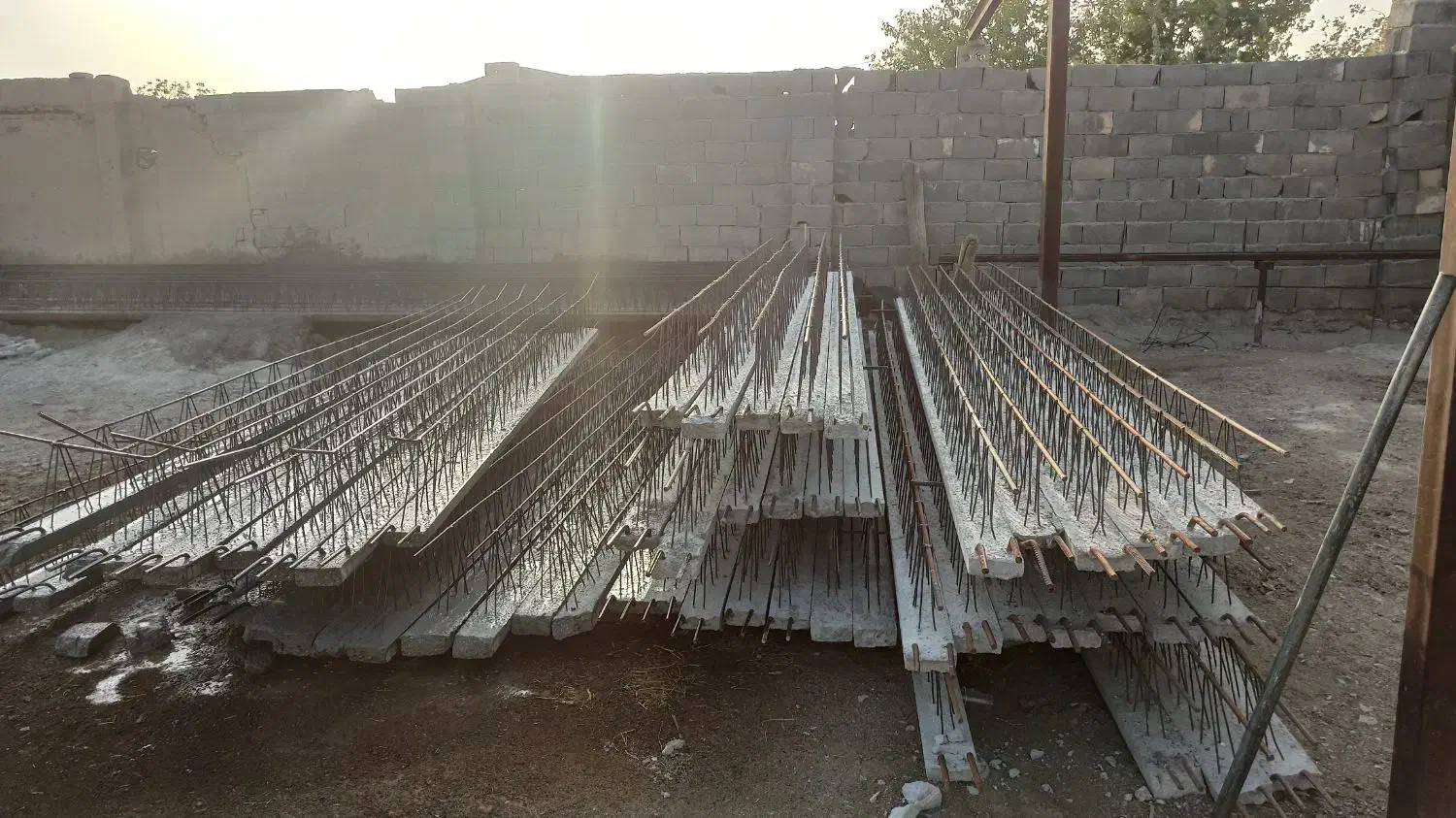 تیرچه و بلوک آپادانا|خدمات پیشه و مهارت|فلاورجان, |دیوار