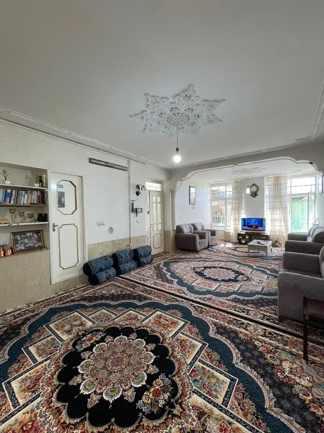 فروش ویلایی خیابان فارابی قابل معاوضه با اپارتمان|فروش خانه و ویلا|آباده, |دیوار