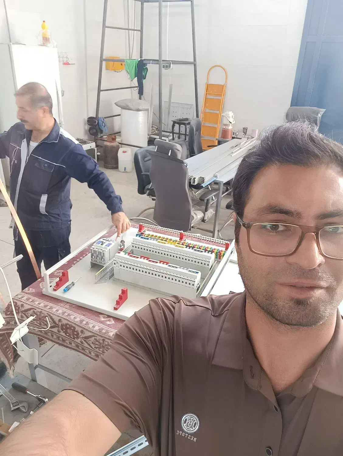 برقکار|خدمات پیشه و مهارت|شیراز, فرهنگیان|دیوار