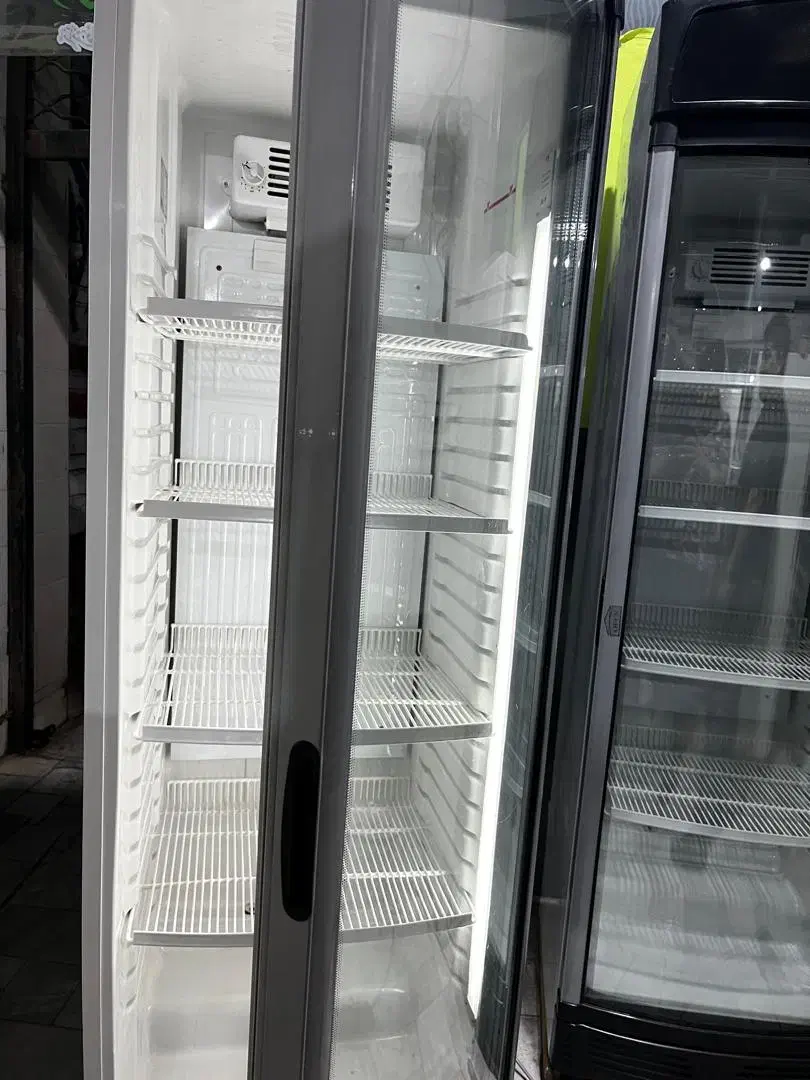 یخچال ویترینی هیمالیا کم‌کارکرد|یخچال و فریزر|یزد, |دیوار