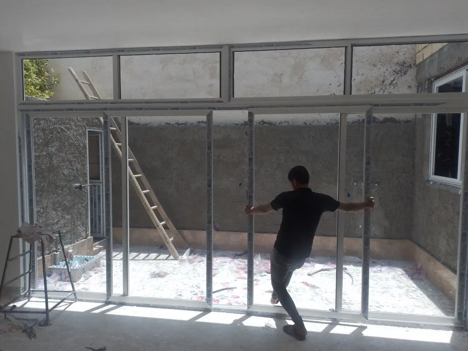 صنایع‌الومینیوم‌ودرب‌وپنجره‌سازی‌امید|مصالح و تجهیزات ساختمان|خمینی‌شهر, |دیوار