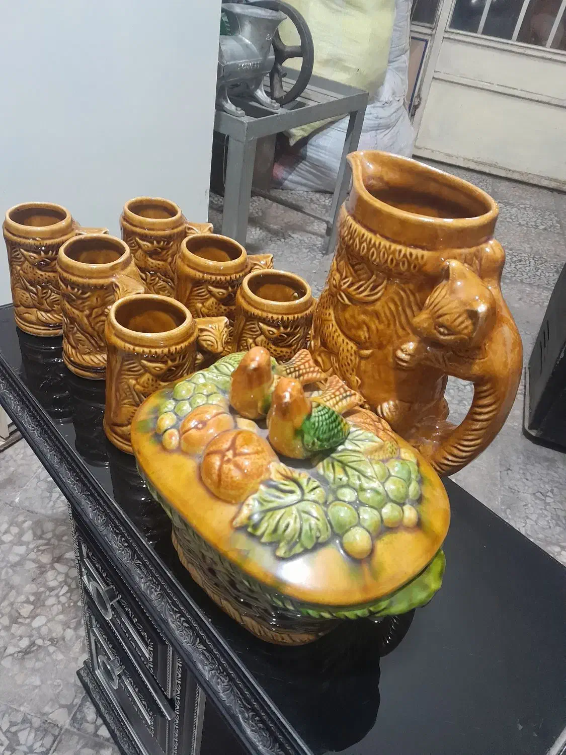 یک دست کامل|کلکسیون اشیاء عتیقه|ممقان, |دیوار