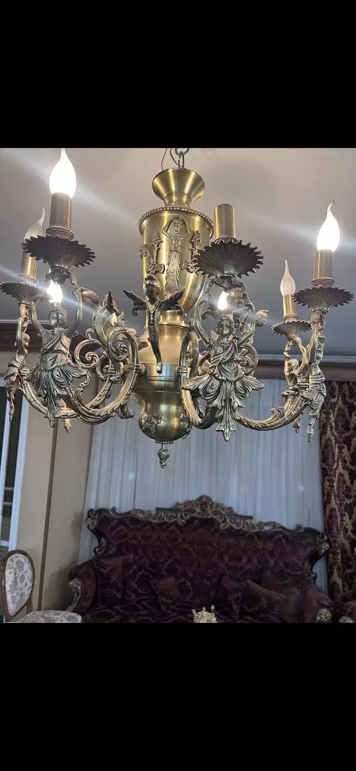 یک جفت لوستر برنز ۸ شاخه|لوستر و چراغ آویز|اصفهان, سیچان|دیوار