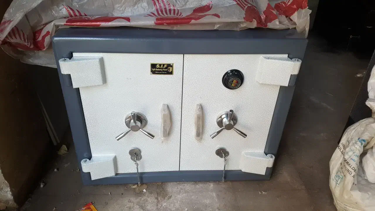 گاوصندوق نسوز|ابزارآلات|قزوین, |دیوار