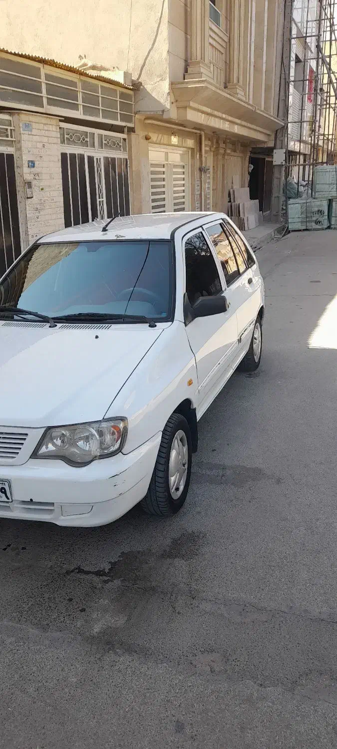 پراید ۱۱۱ مدل ۹۰|خودرو سواری و وانت|شاهین‌شهر, خبرنگار|دیوار