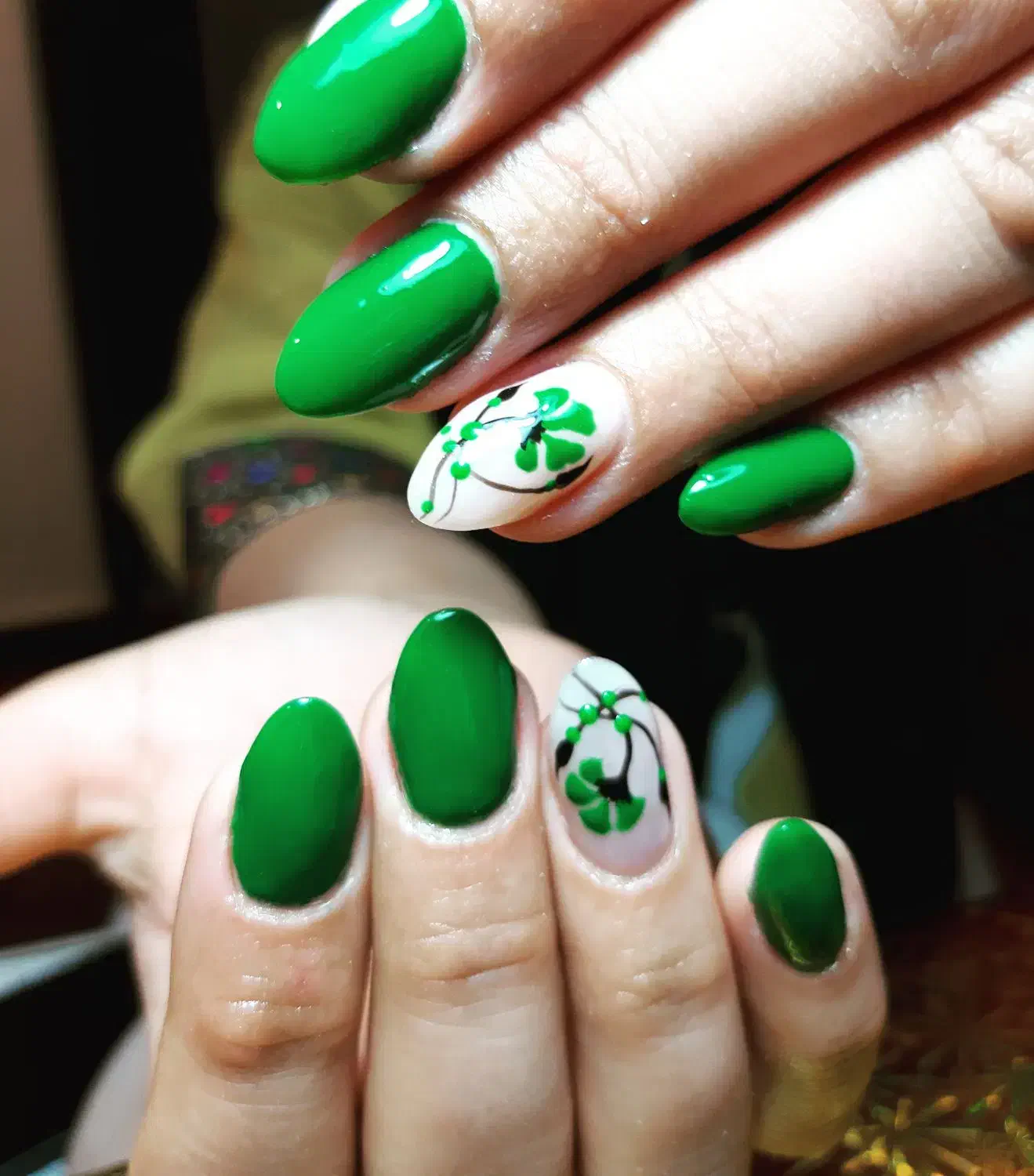 کلیه خدمات ناخن و پارافین و اصلاح صورت وکس و شمع|خدمات آرایشگری و زیبایی|اهواز, کوی نیرو|دیوار