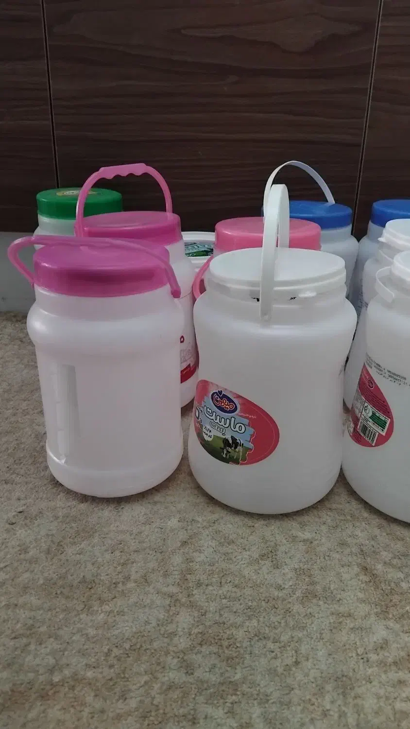 دبه ماست برای شوری وخیارشوروظرف پنیر|ظروف نگهدارنده، پلاستیکی، یک‌بارمصرف|مشهد, الهیه|دیوار