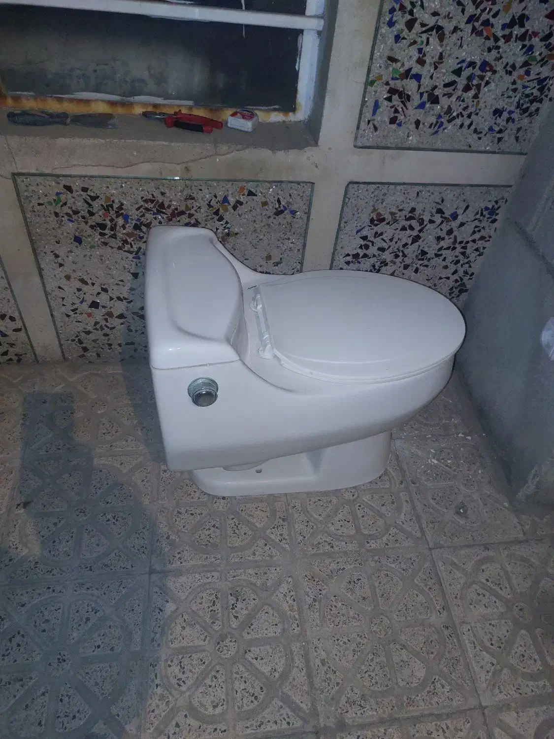 توالت فرنگی آرمیتاژ|لوازم سرویس بهداشتی|اردبیل, |دیوار