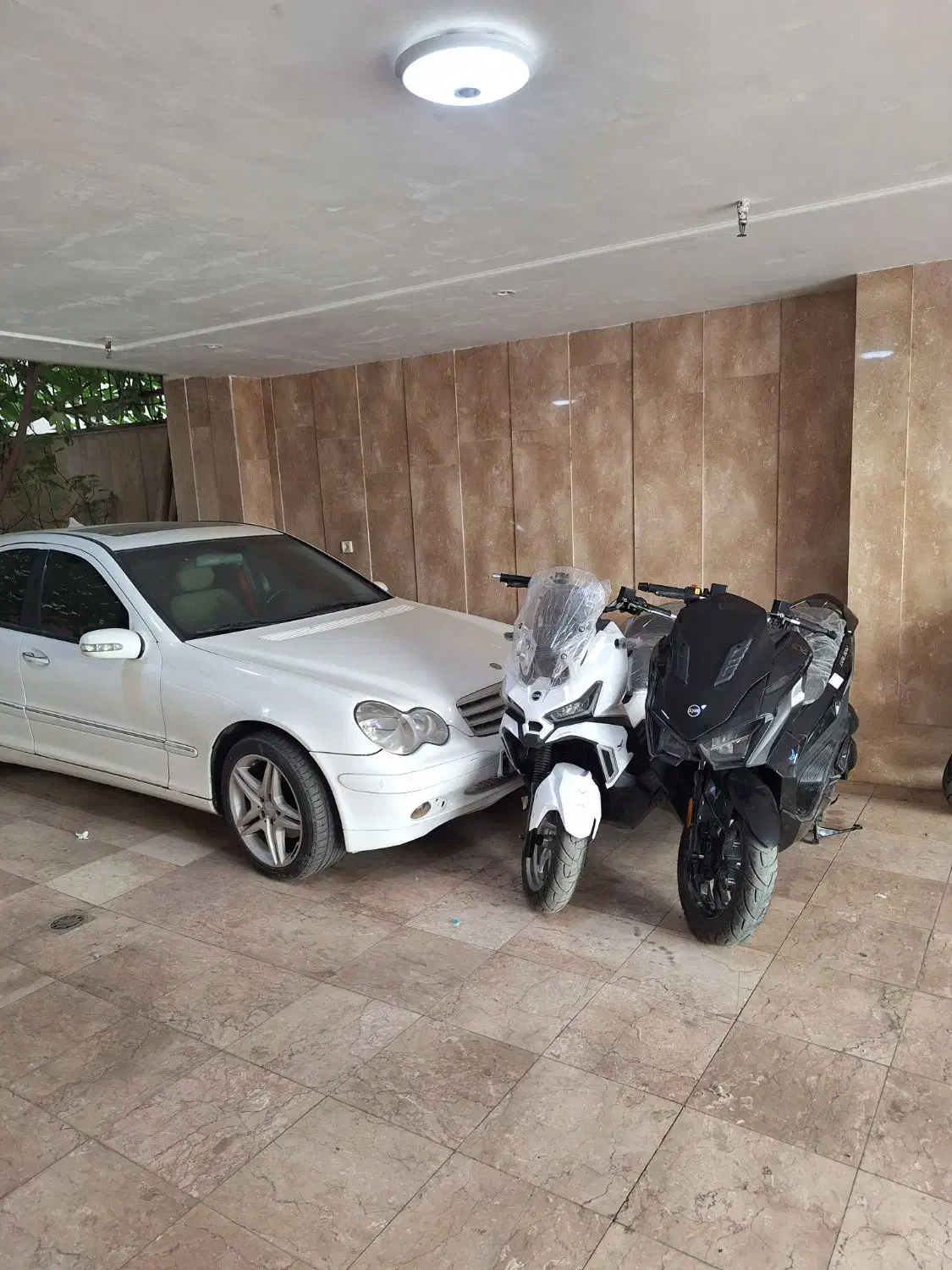 بنز c240|خودرو سواری و وانت|تهران, بلورسازی|دیوار