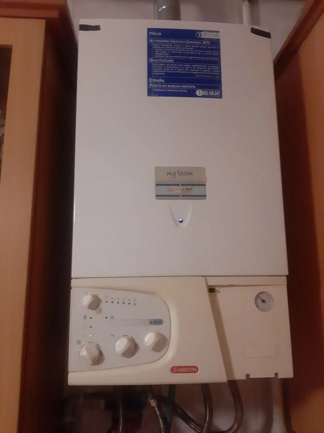 پکیج دیواری آریستون|آبگرمکن، پکیج، شوفاژ|کرمانشاه, |دیوار