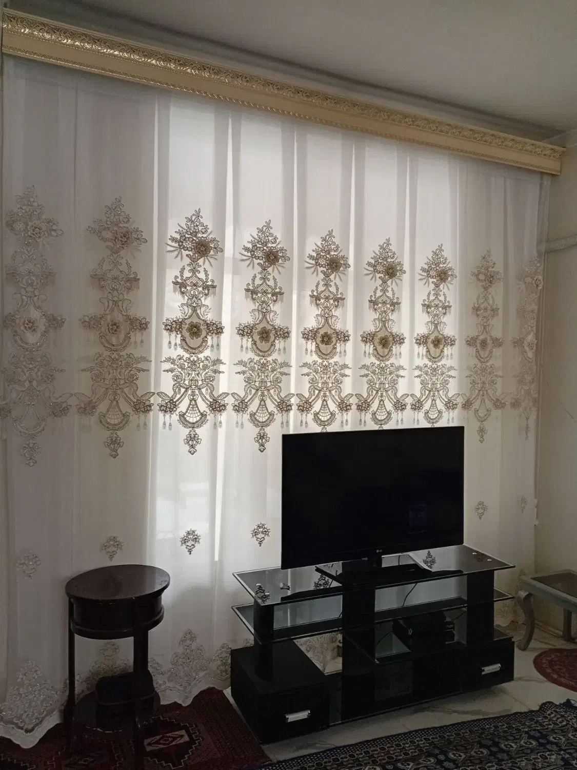 پرده  سرا|پرده، رانر، رومیزی|میانه, |دیوار