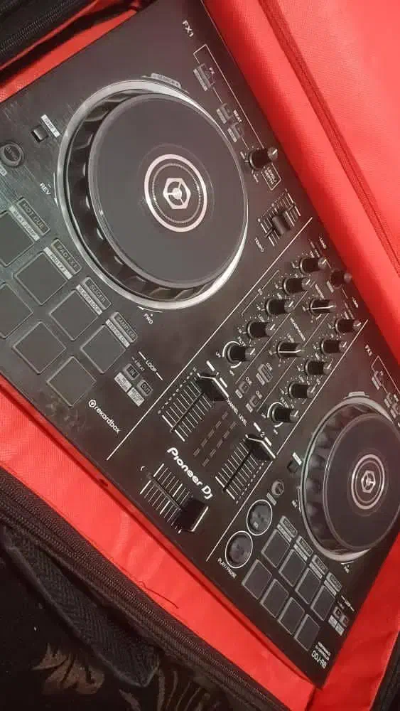 دستگاه دی جی پایونیر RB آربی سالم با پایه|آلات موسیقی|قرچک, باقرآباد|دیوار