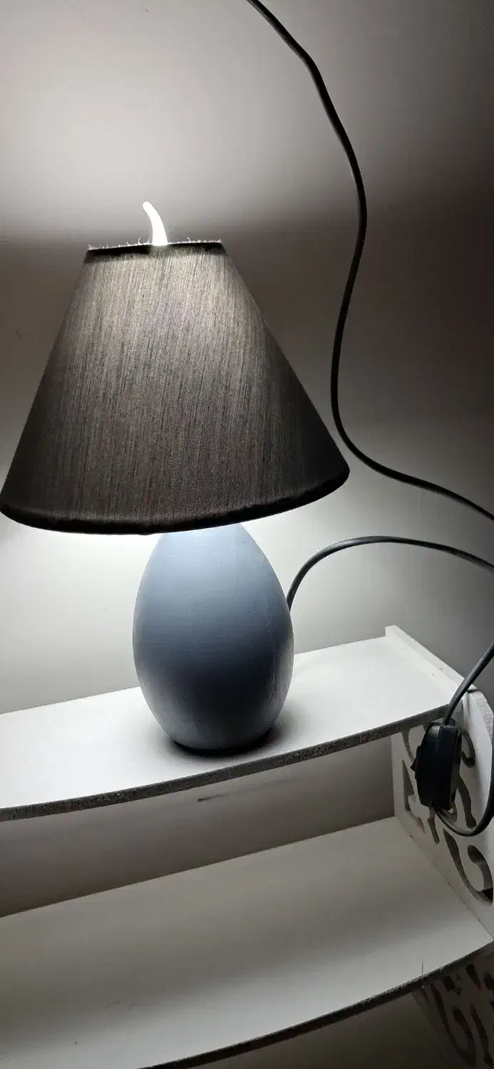 آباژور رومیزی|چراغ خواب و آباژور|اصفهان, کوی ولی عصر|دیوار