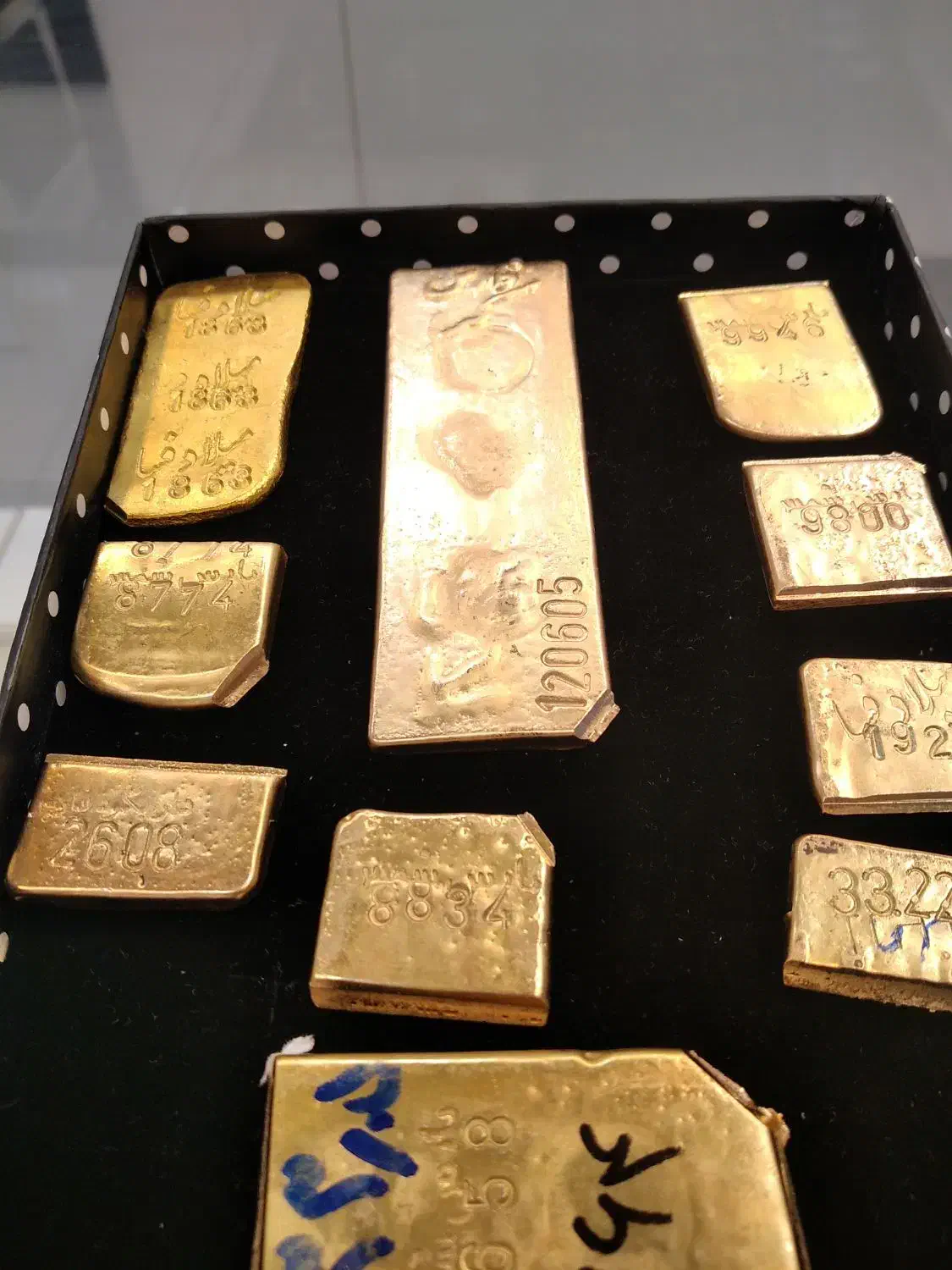 طلای آبشده تحویل آنی از ۱۰ گرم به بالا|جواهرات|فسا, |دیوار