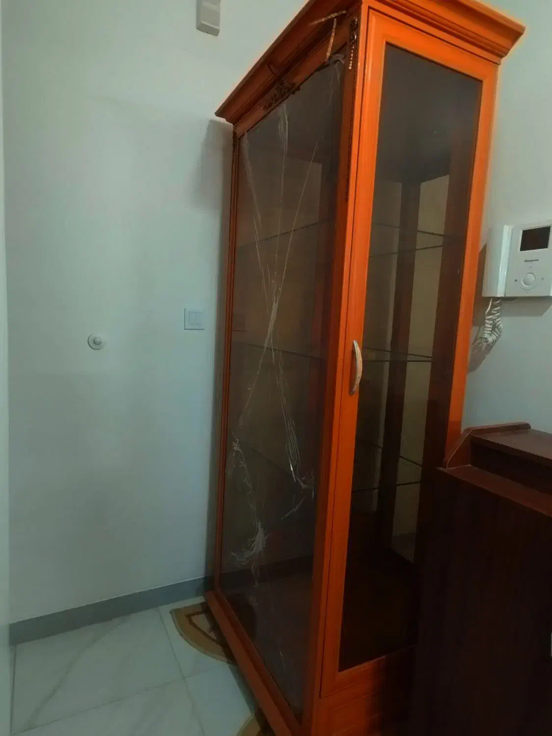 بوفه سالم بدون هیچ خرابی|بوفه، ویترین، کنسول|تهران, حکیمیه|دیوار