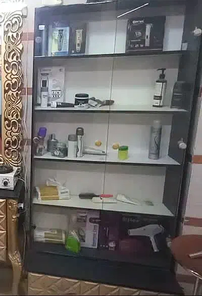 ویترین ارایشگاه و سالن|آرایشگاه و سالنهای زیبایی|قرچک, میرزائی شمالی|دیوار
