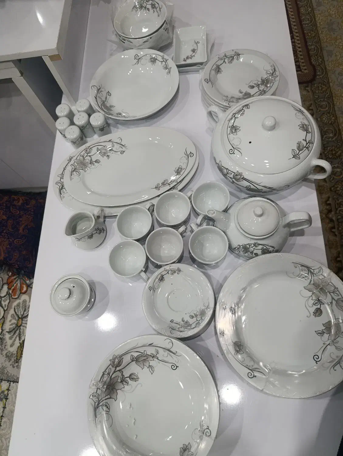 54پارچه چینی آشپزخانه 6نفره نو|ظروف سرو و پذیرایی|شاهین دژ, |دیوار