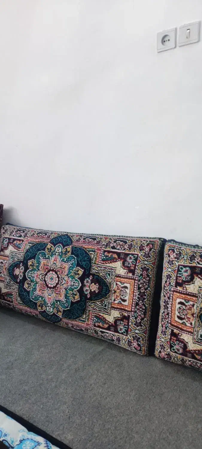 پشتی نو مال جهیزیه|پشتی|نیشابور, شهرآرا|دیوار