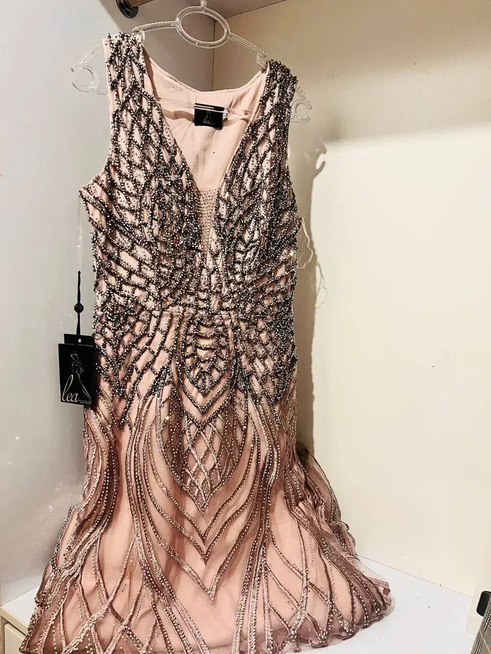 لباس مجلسی|لباس|بندر گناوه, |دیوار