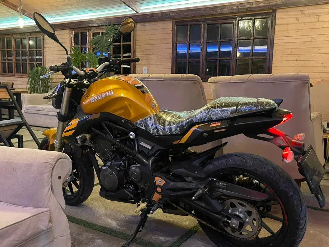 بنلی ۱۴۰۰|موتورسیکلت|گرگان, |دیوار