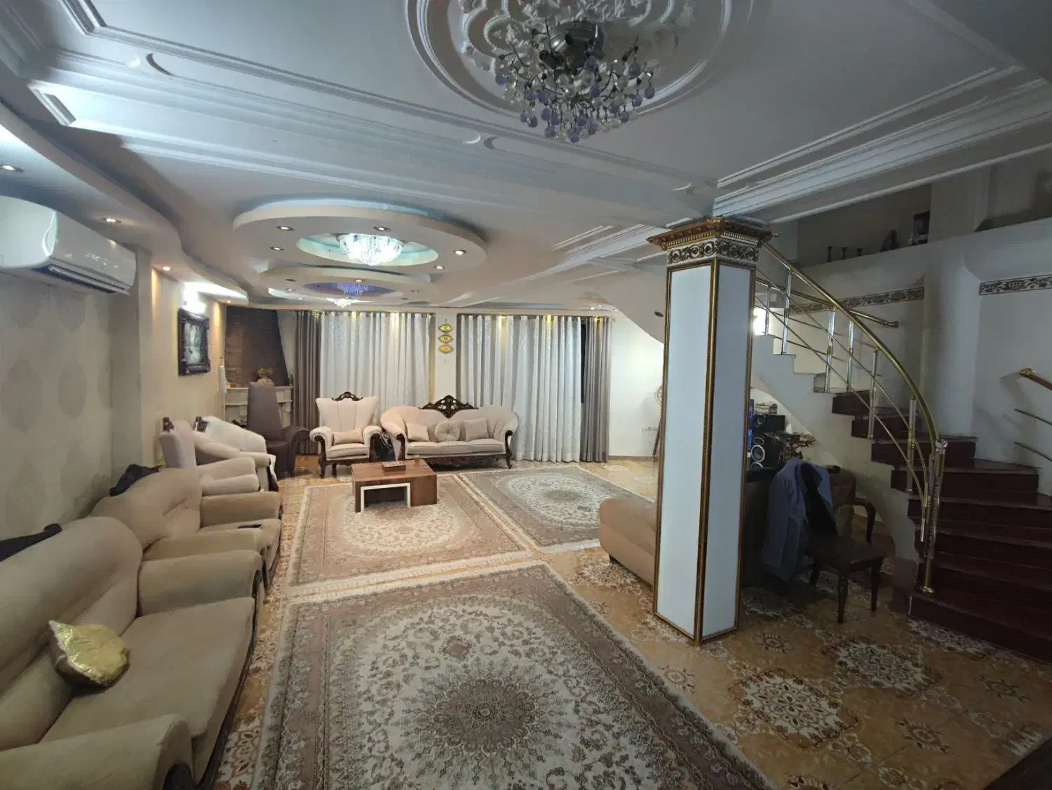 فروش تک واحد 330 متری مرکزی شهر لنگرود|فروش آپارتمان|لنگرود, |دیوار