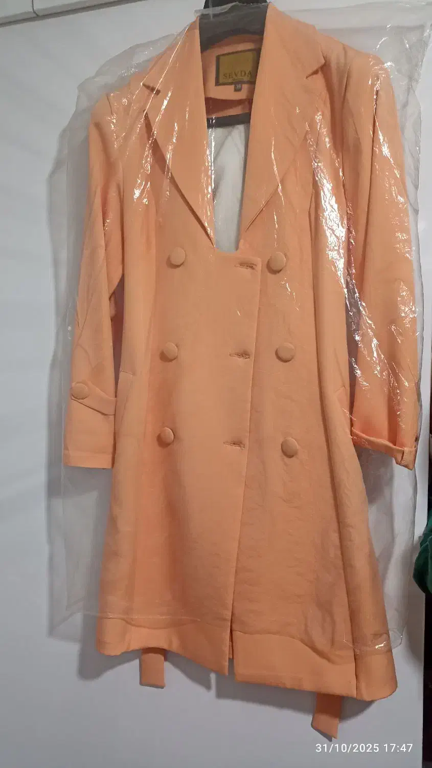 مانتو و لباس مجلسی به قیمت مناسب|لباس|سهند, |دیوار