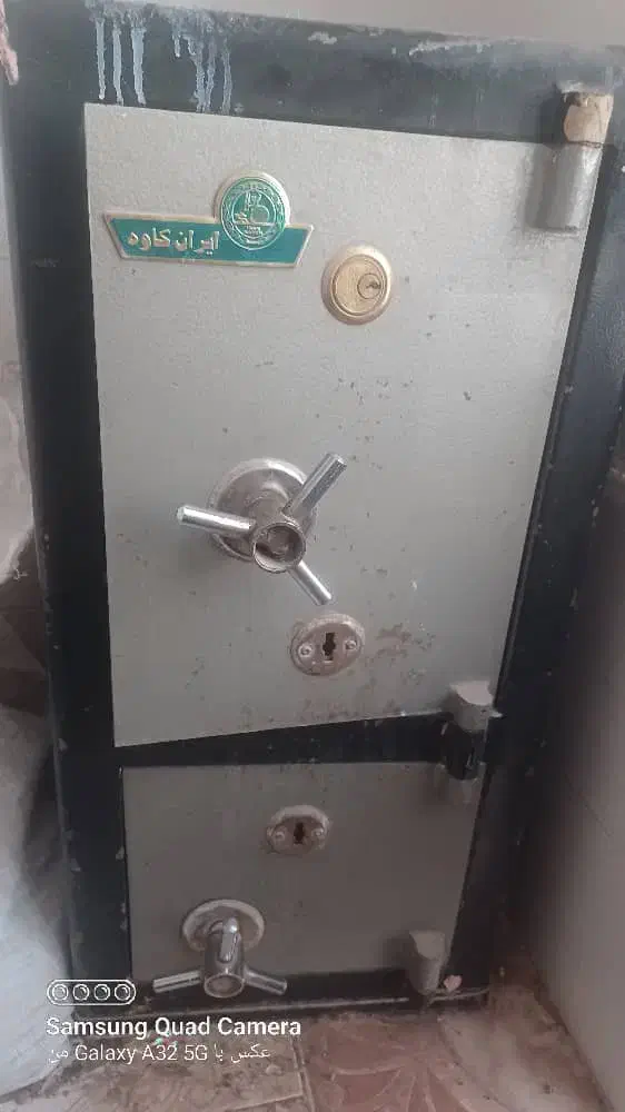 فروش گاو صندوق|ابزارآلات|مرودشت, کناره|دیوار