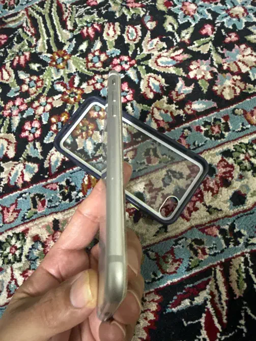 آیفون 7 سفید|موبایل|کرمان, |دیوار