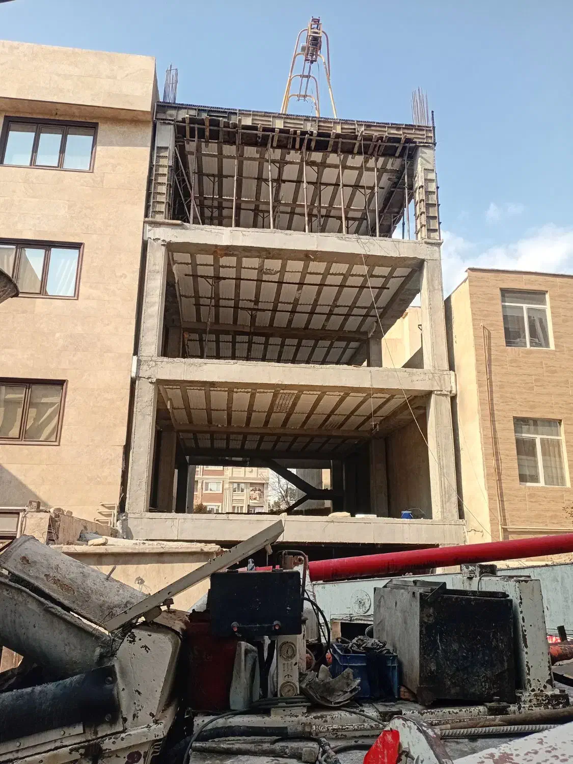 نگهبانی ساخت ساز|استخدام سرایداری و نظافت|اسلامشهر, مطهری|دیوار