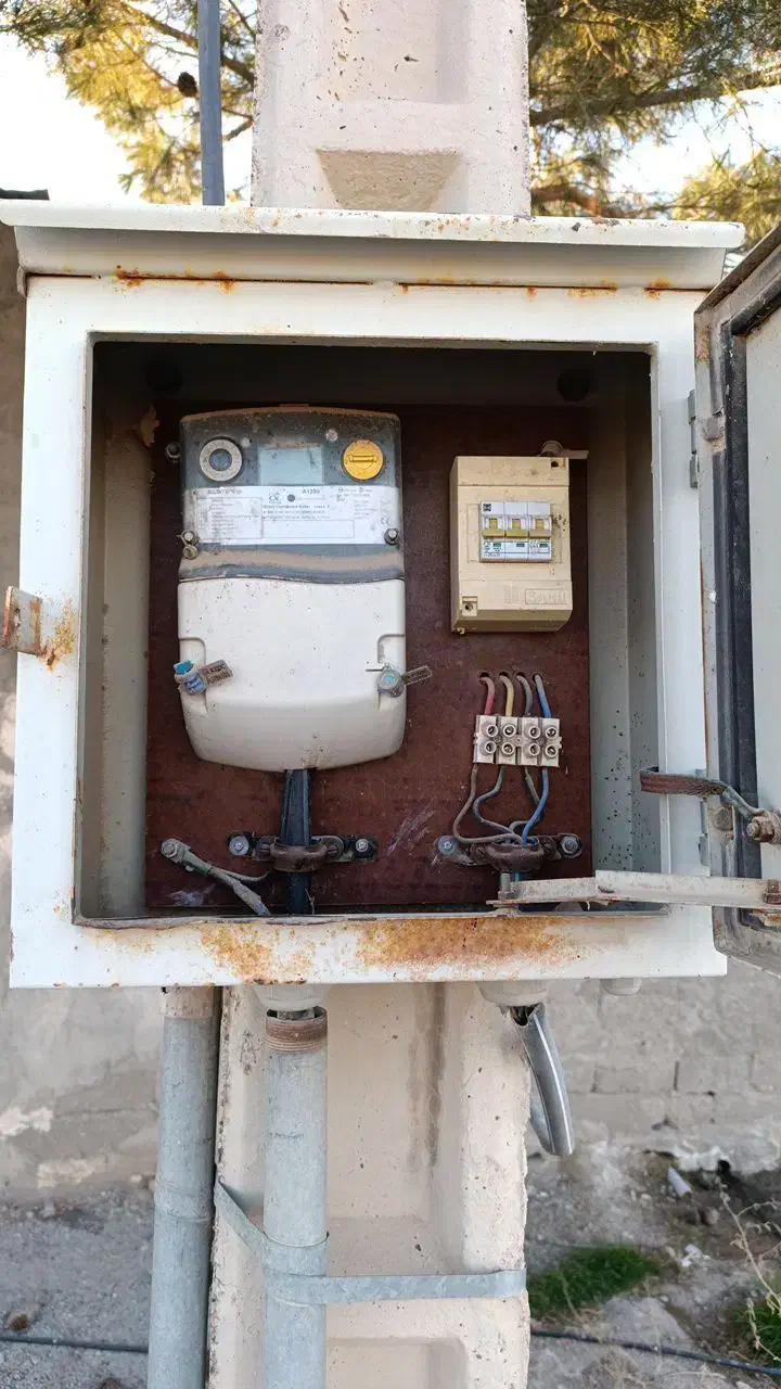 برقکار سیم‌کشی ساختمان اتفاقات تعمیرات کنتور برق|خدمات پیشه و مهارت|مشهد, هنرستان|دیوار