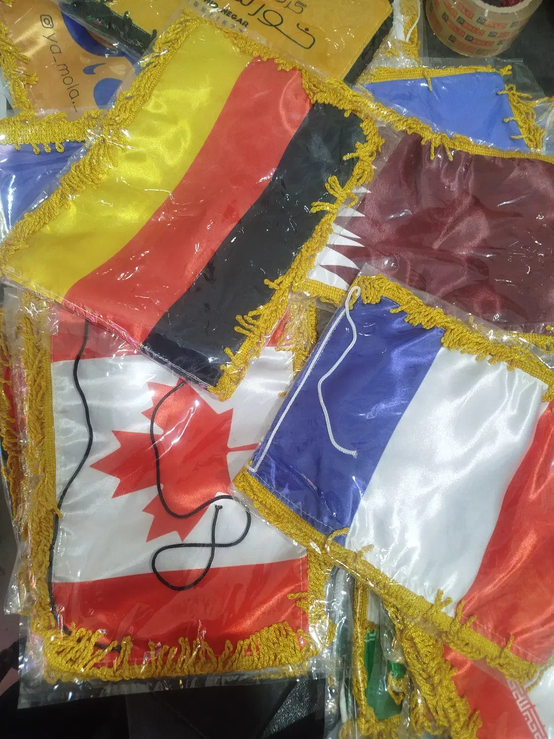 پرچم رومیزی کشور ها و ادارات|عمده‌فروشی|قم, شاد قلی|دیوار