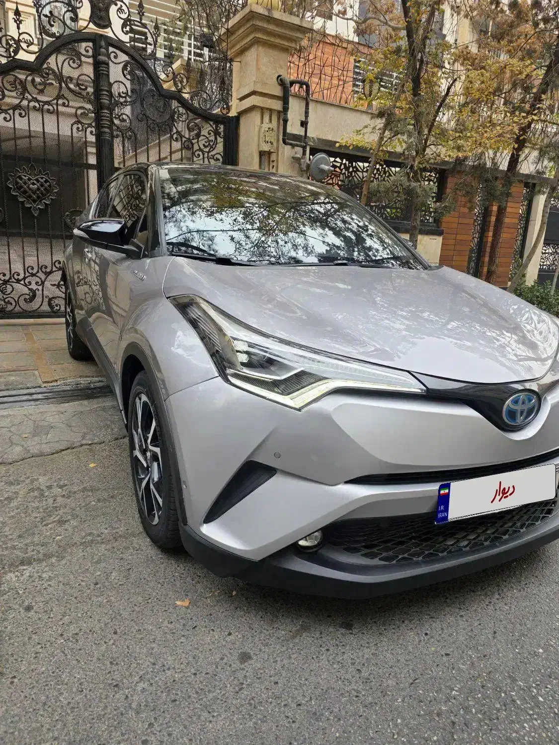 تویوتا CHR فول هیبرید ۲۰۱۸|خودرو سواری و وانت|تهران, تهرانپارس غربی|دیوار